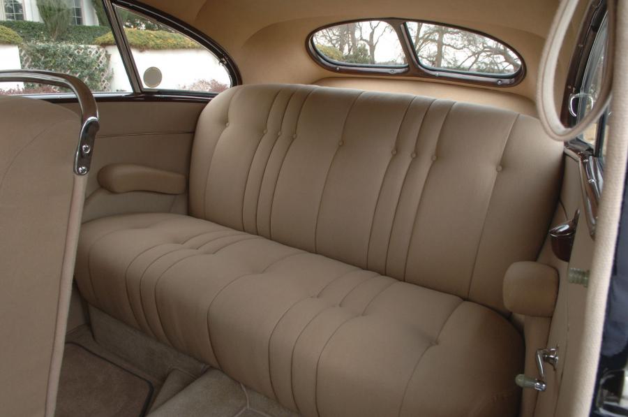 Интерьер Lincoln Zephyr Coupe (HB-720) 1937 года  (фото 41 из 46)